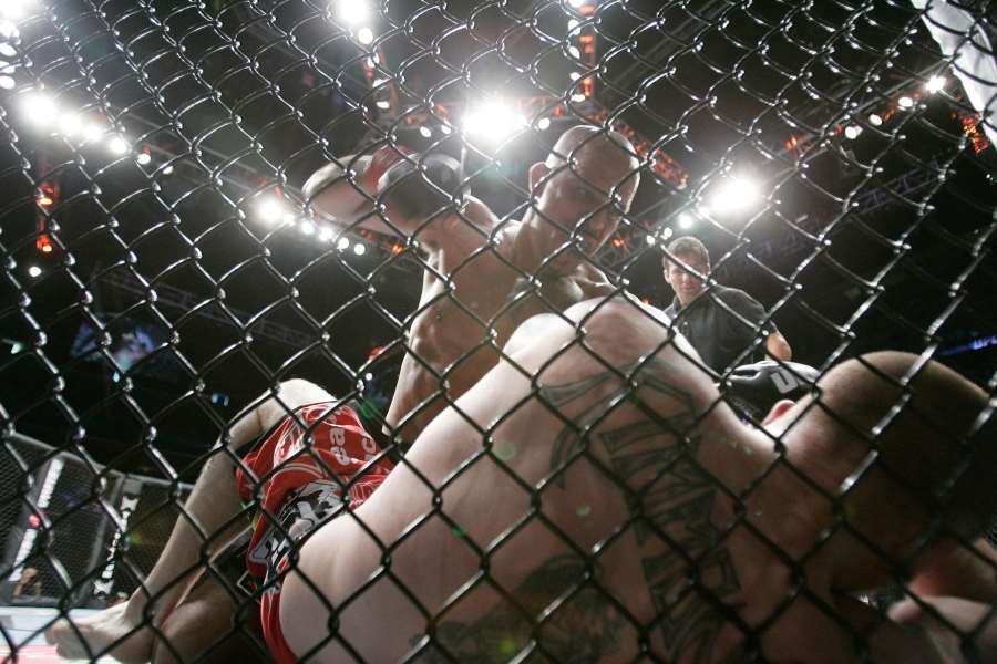 Jedna z nejbláznivějších rvaček v historii MMA